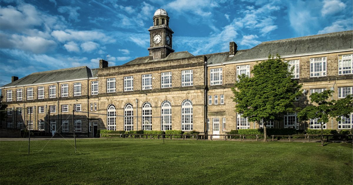 Rossett R Rossett School to meet parents to discuss sixth form merger concerns